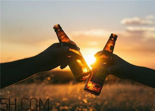 什么時候喝藥酒比較好？喝藥酒有什么禁忌？
