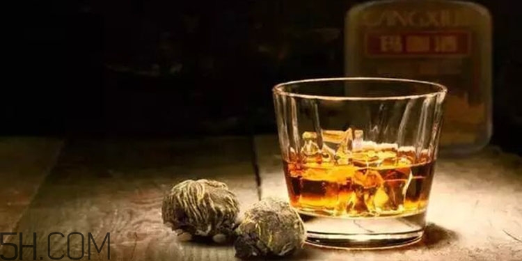喝什么藥酒可以補腎壯陽？補腎壯陽藥酒什么時候喝好？