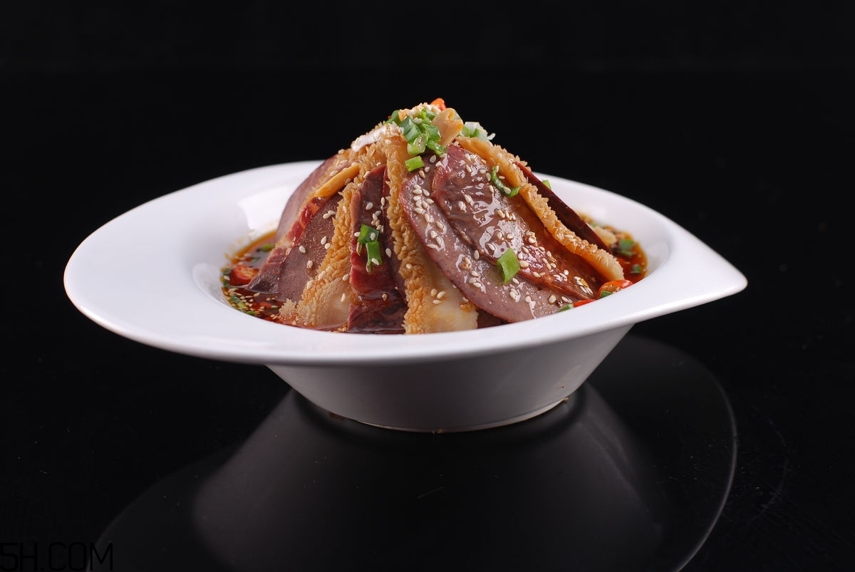 夫妻肺片用英文怎么說？為什么叫夫妻肺片？