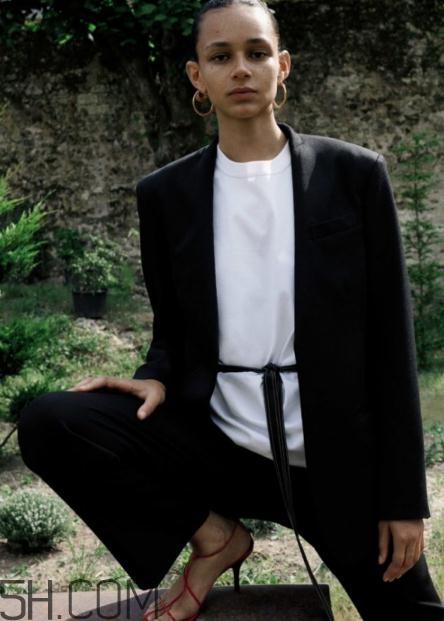 celine2018早春服裝系列好看嗎_款式有哪些？