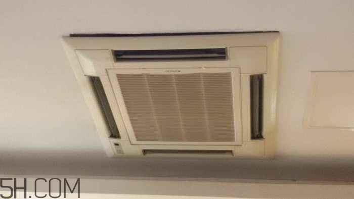 冬天用哪種類型的空調(diào)比較好？冬天用吸頂式空調(diào)好嗎？