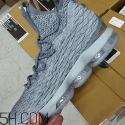 nike lebron 15 city edition發(fā)售時間_多少錢？