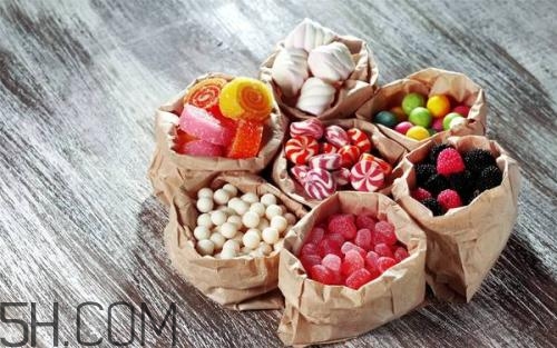 愛長痘吃什么食物好？愛長痘的食物禁忌有哪些？