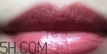 mac brick o la試色 mac brick o la是什么顏色？