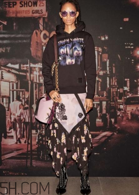 coach2018早秋服裝系列好看嗎_有哪些款式？
