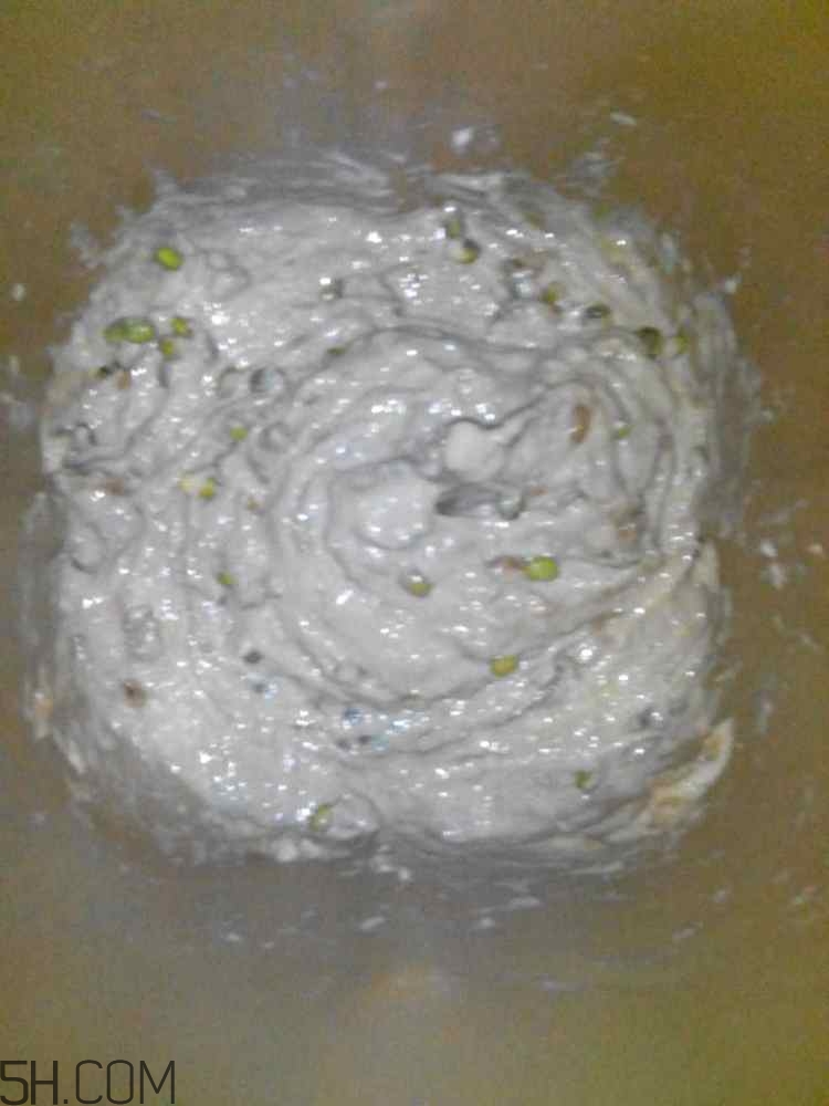 綠豆糕和香蕉能一起吃嗎？吃了綠豆糕還能吃香蕉嗎？