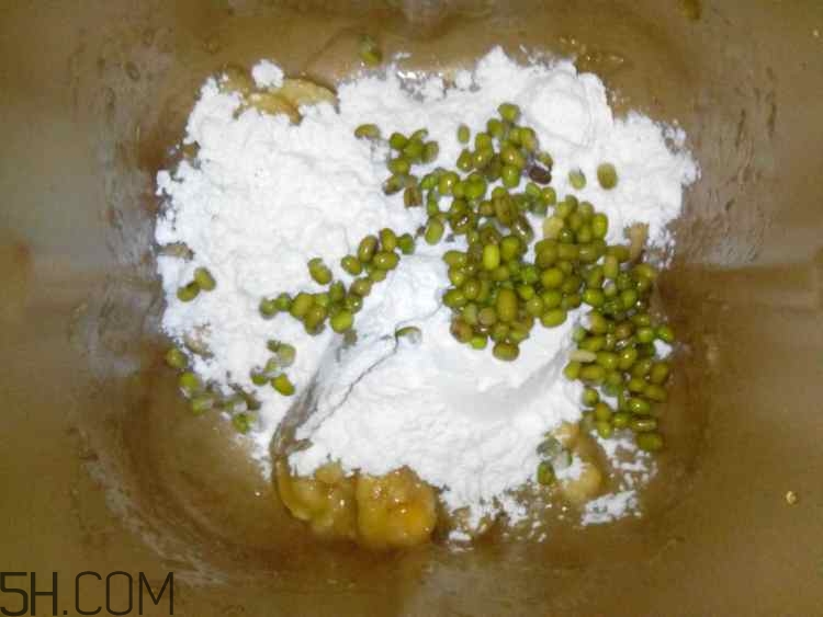 綠豆糕和香蕉能一起吃嗎？吃了綠豆糕還能吃香蕉嗎？