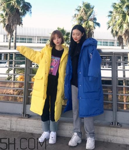 藍(lán)色棉襖配什么褲子？藍(lán)色棉服搭配褲子圖片