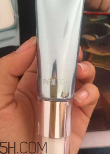 京潤珍珠妝前乳怎么樣？京潤珍珠妝前乳好用嗎？