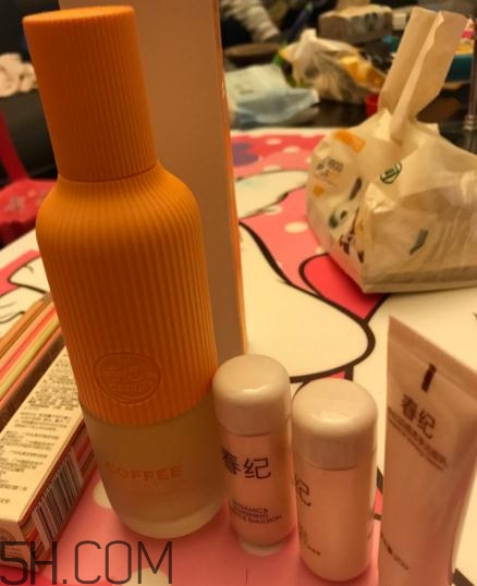春紀(jì)咖啡煥膚菁華露好用嗎？春紀(jì)咖啡煥膚菁華露評測