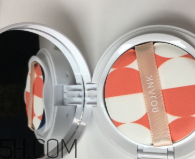 rojank茹妝這個牌子怎么樣？茹妝化妝品好用嗎？