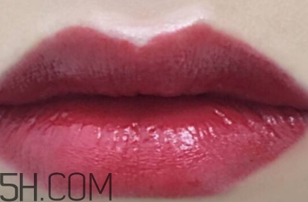 mac brave red是什么紅？mac brave red試色