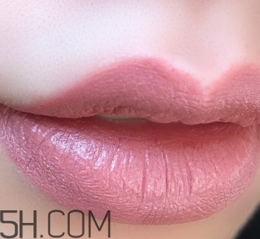 mac velvet teddy質(zhì)地干嗎？mac velvet teddy適合黃皮嗎