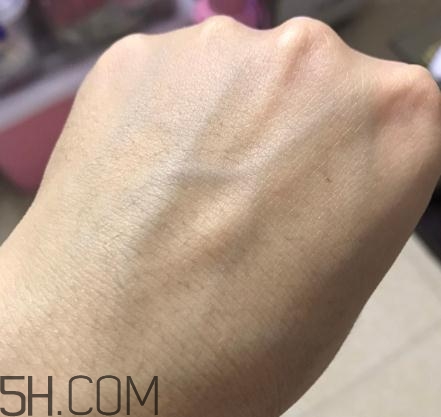 春紀(jì)咖啡醒膚緊致乳好用嗎？春紀(jì)咖啡醒膚緊致乳評測
