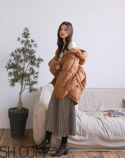 棉服搭配長裙好看嗎？棉襖搭配長裙圖片