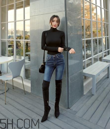 冬天穿牛仔褲配什么鞋子？冬天牛仔褲搭配鞋子圖片