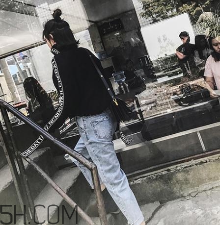 牛仔褲越洗越硬怎么辦？為什么牛仔褲洗完變硬？