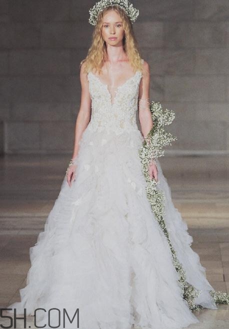 reem acra2018秋冬婚紗系列好看嗎_有哪些款式？