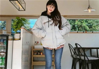棉襖配牛仔褲好看嗎？棉服搭配牛仔褲圖片