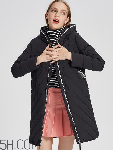 艾萊依羽絨服有折扣嗎？艾萊依羽絨服廠家在哪？