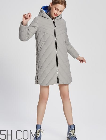 艾萊依羽絨服有折扣嗎？艾萊依羽絨服廠家在哪？