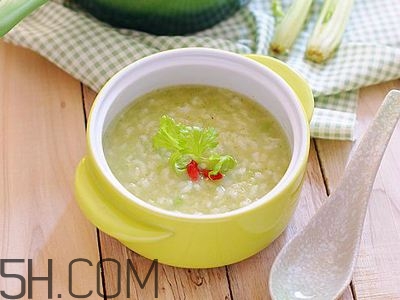 吃什么會導(dǎo)致頭痛？緩解頭痛的方法有哪些？