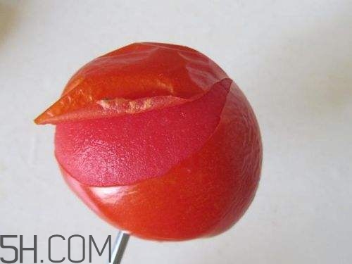 如何快速給西紅柿去皮？西紅柿怎么去皮比較快？