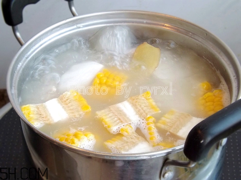 吃白蘿卜有哪些益處？白蘿卜的養(yǎng)生功效有哪些？