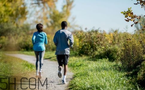 慢跑堅持多久才能減肥？慢跑的減肥效果如何？
