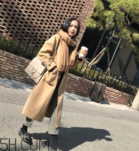 雙面呢大衣會掉毛嗎？雙面呢大衣掉毛怎么辦？