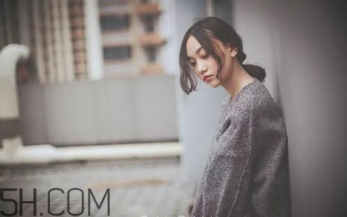 導(dǎo)致結(jié)石的原因有哪些？哪些飲食習(xí)慣容易導(dǎo)致結(jié)石？
