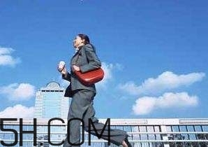 上班族怎么正確睡午覺？怎么正確的在公司睡午覺？