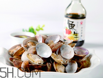 花甲需要焯水嗎？吃花甲不能吃什么？