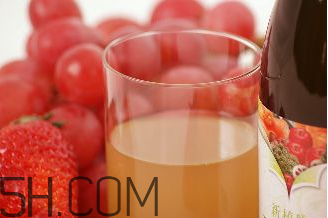 喝酵素拉肚子怎么回事？?jī)和裁磿r(shí)候喝酵素最好？