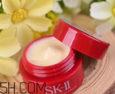 百優(yōu)眼霜和sk2眼霜哪個(gè)好？百優(yōu)眼霜和sk2眼霜對比