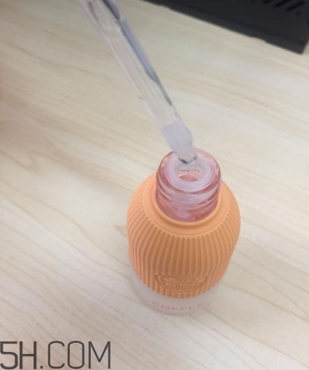 春紀咖啡緊致精華液好用嗎？春紀咖啡緊致精華液評測