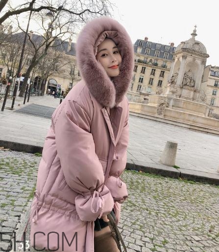 羽絨服充絨量和含絨量什么區(qū)別？羽絨服充絨量多少暖和？