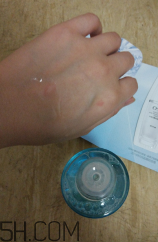 歐詩(shī)漫水氧瞬透水是爽膚水嗎？歐詩(shī)漫水氧瞬透水怎么用
