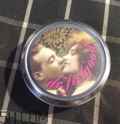 豬油膏和粉底液哪個(gè)先用？豬油膏和粉底液使用順序