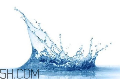 雙氧水能洗傷口嗎？雙氧水能祛痘嗎？