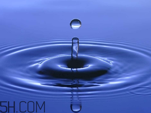 雙氧水能治牛皮癬嗎？雙氧水能去除血漬嗎？