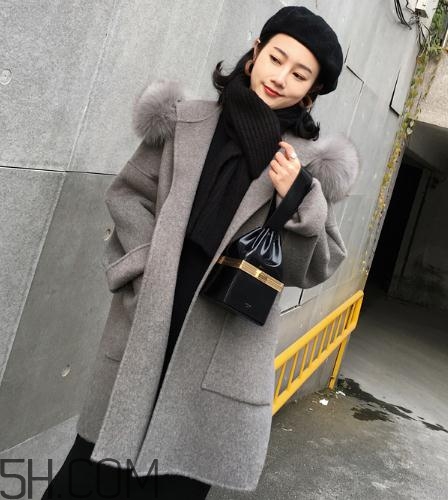 羊駝絨大衣暖和嗎？羊駝絨大衣和羽絨服哪個暖和？