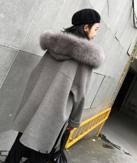 羊駝絨大衣暖和嗎？羊駝絨大衣和羽絨服哪個暖和？