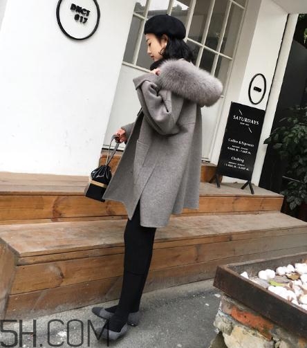 羊駝絨大衣暖和嗎？羊駝絨大衣和羽絨服哪個暖和？