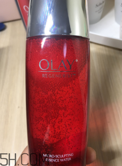 Olay新生活能水是精華水嗎？什么功效？