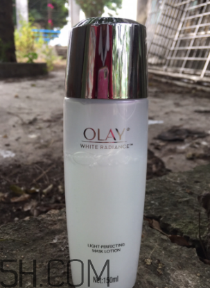 Olay15秒面膜水可以白天用嗎？能見光嗎？