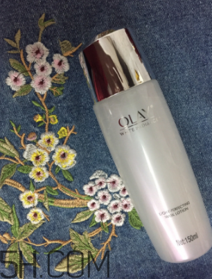 Olay15秒面膜水可以白天用嗎？能見光嗎？