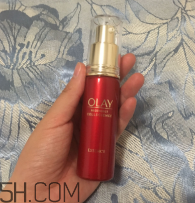 Olay小臉精華露適合什么季節(jié)用？什么膚質(zhì)？