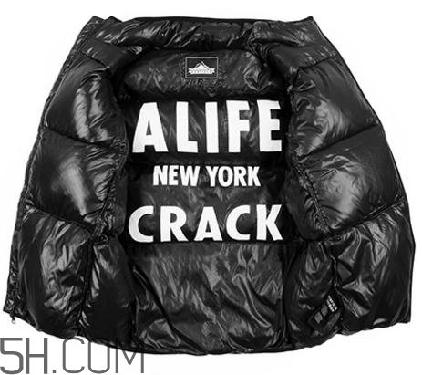 alife與penfield聯(lián)名羽絨服多少錢_在哪買？