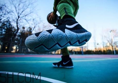 nike kyrie 4實戰(zhàn)效果怎么樣？耐克歐文4代測評
